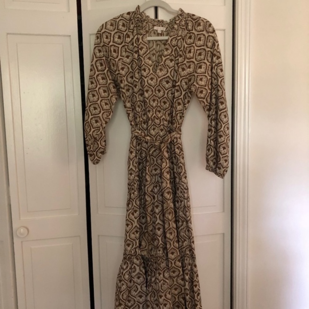 Anna Cate Long Sleeve Brown & White Pattern Dress